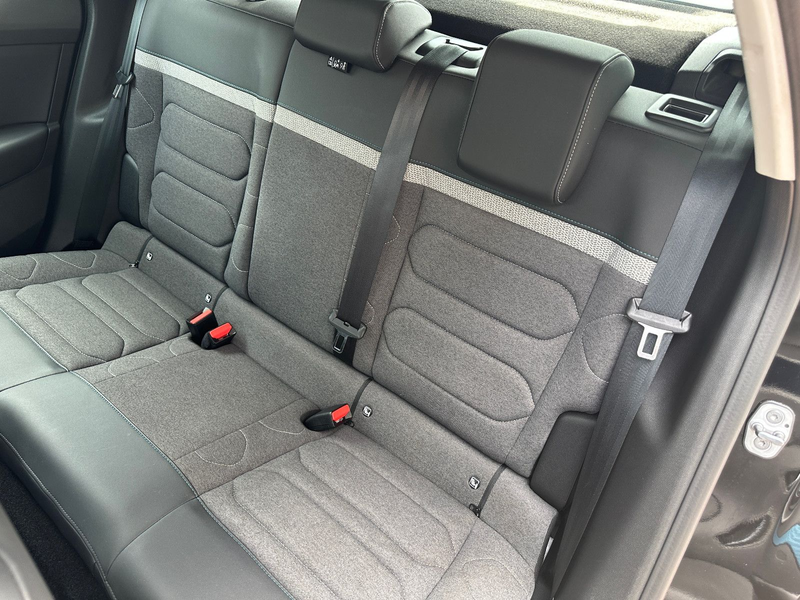 Citroen C4 ë-C4 Feel Pack 136 — photo 13