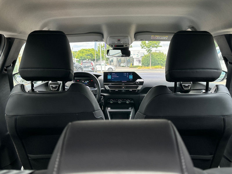 Citroen C4 ë-C4 Feel Pack 136 — photo 9