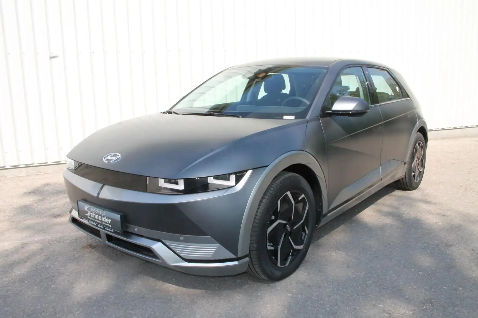 Hyundai IONIQ 5 72,6 kWh  DYNAMIQ NAVI/LED/EHK/SHZ/KAMERA Gris - 2