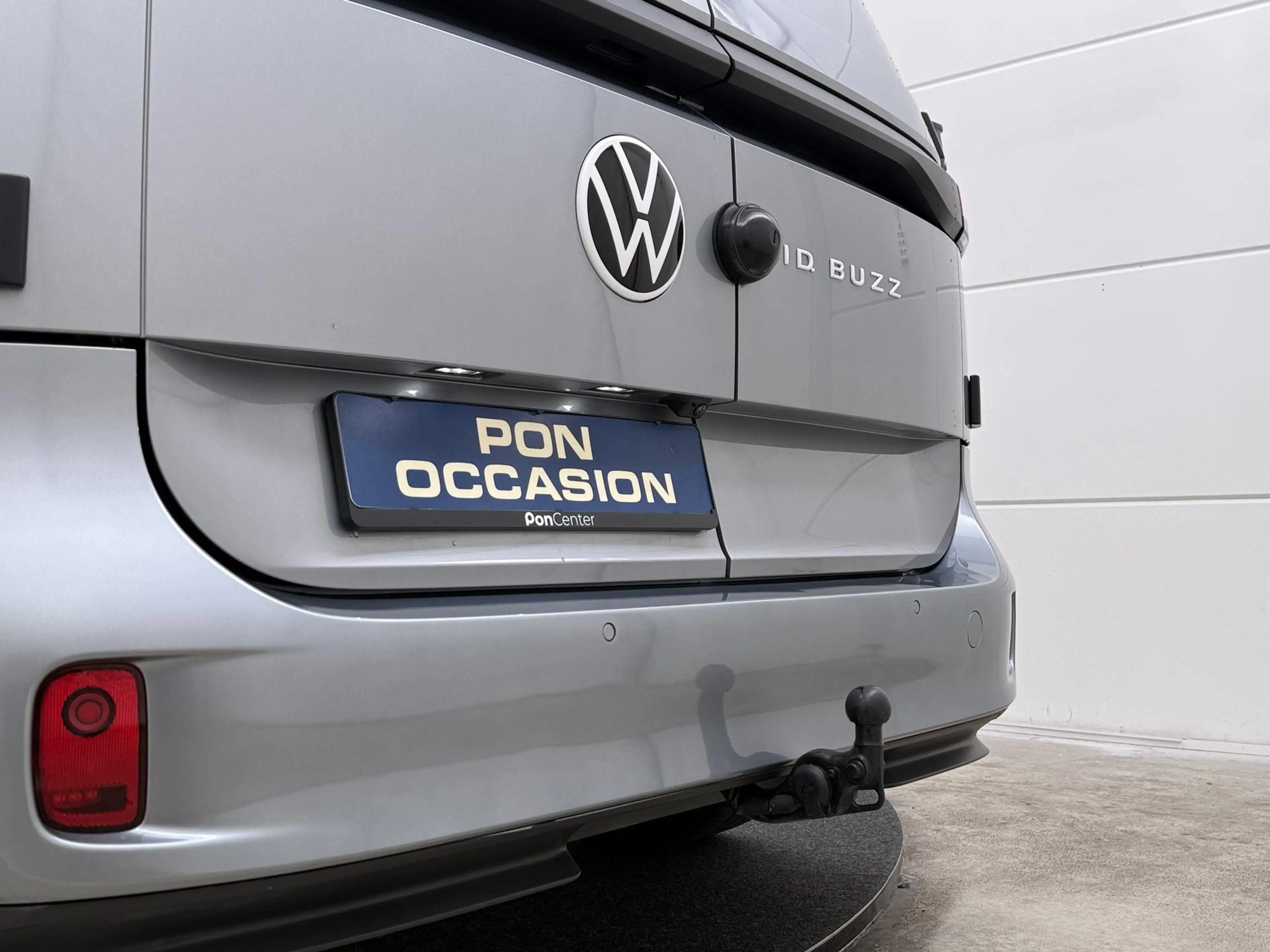 Volkswagen ID. Buzz Cargo 77 kWh | Matrix LED | Side Assist | Travel Assist — photo 9