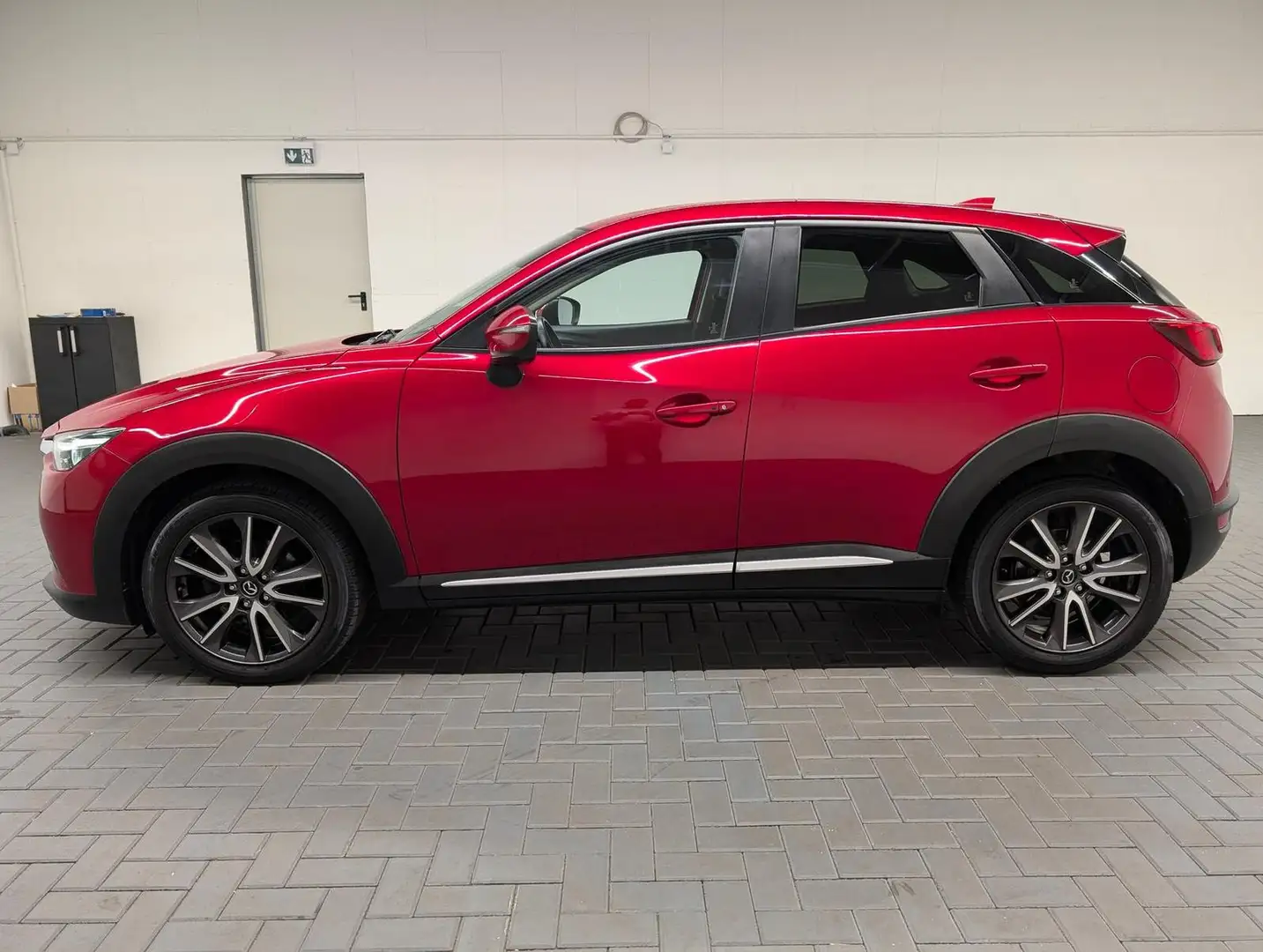 Mazda CX-3 Sports-Line LED/Navi/SHZ/Kam/HUD/BOSE/18-LM Rot - 2