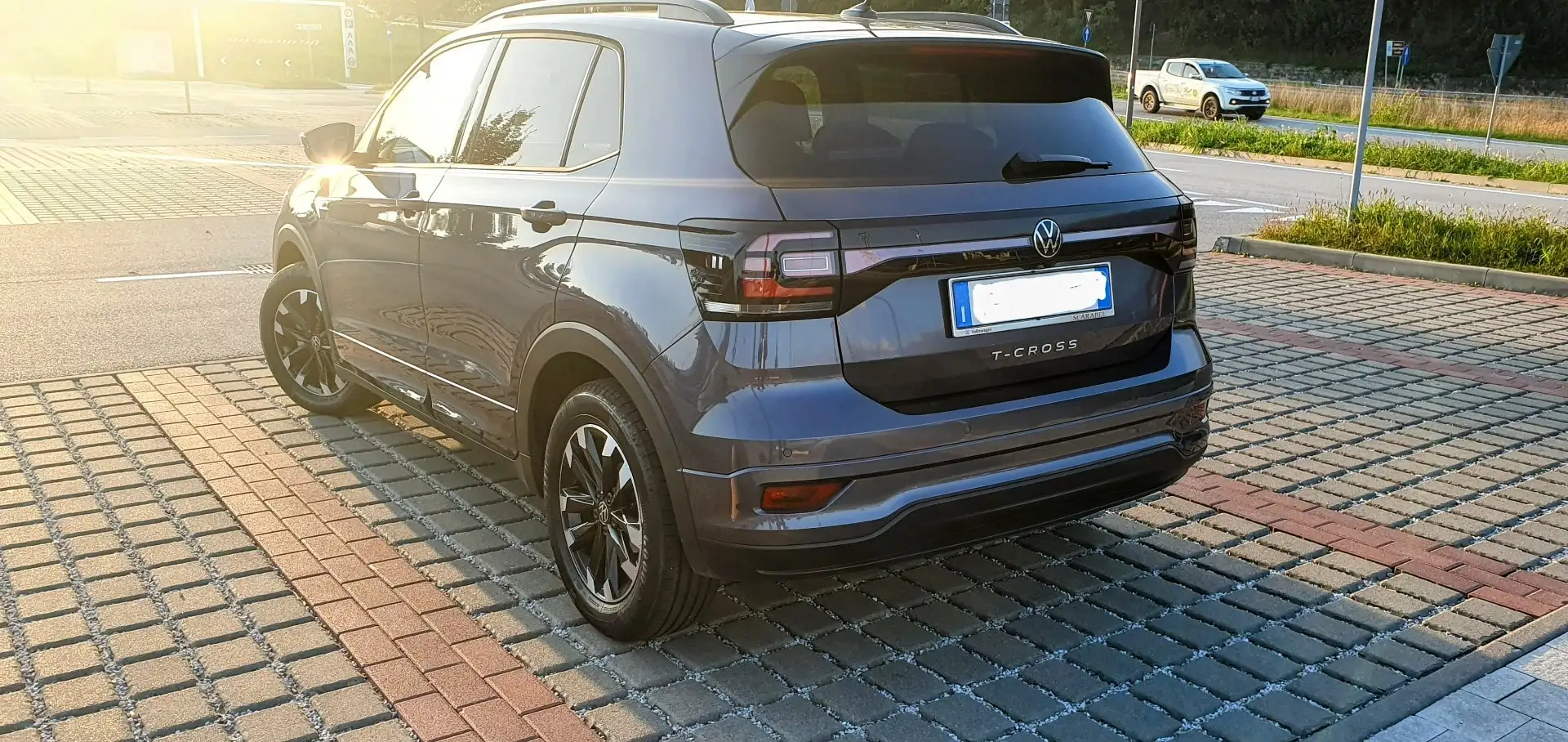Volkswagen T-Cross 1.0 tsi Sport 110cv R-Line Gar. 2 VW OK NEOPAT. - 2