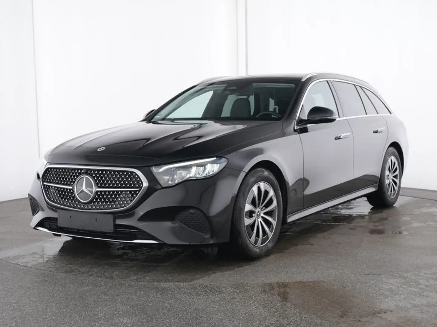 Mercedes-Benz E 220 dT Avantgarde Schwarz - 2