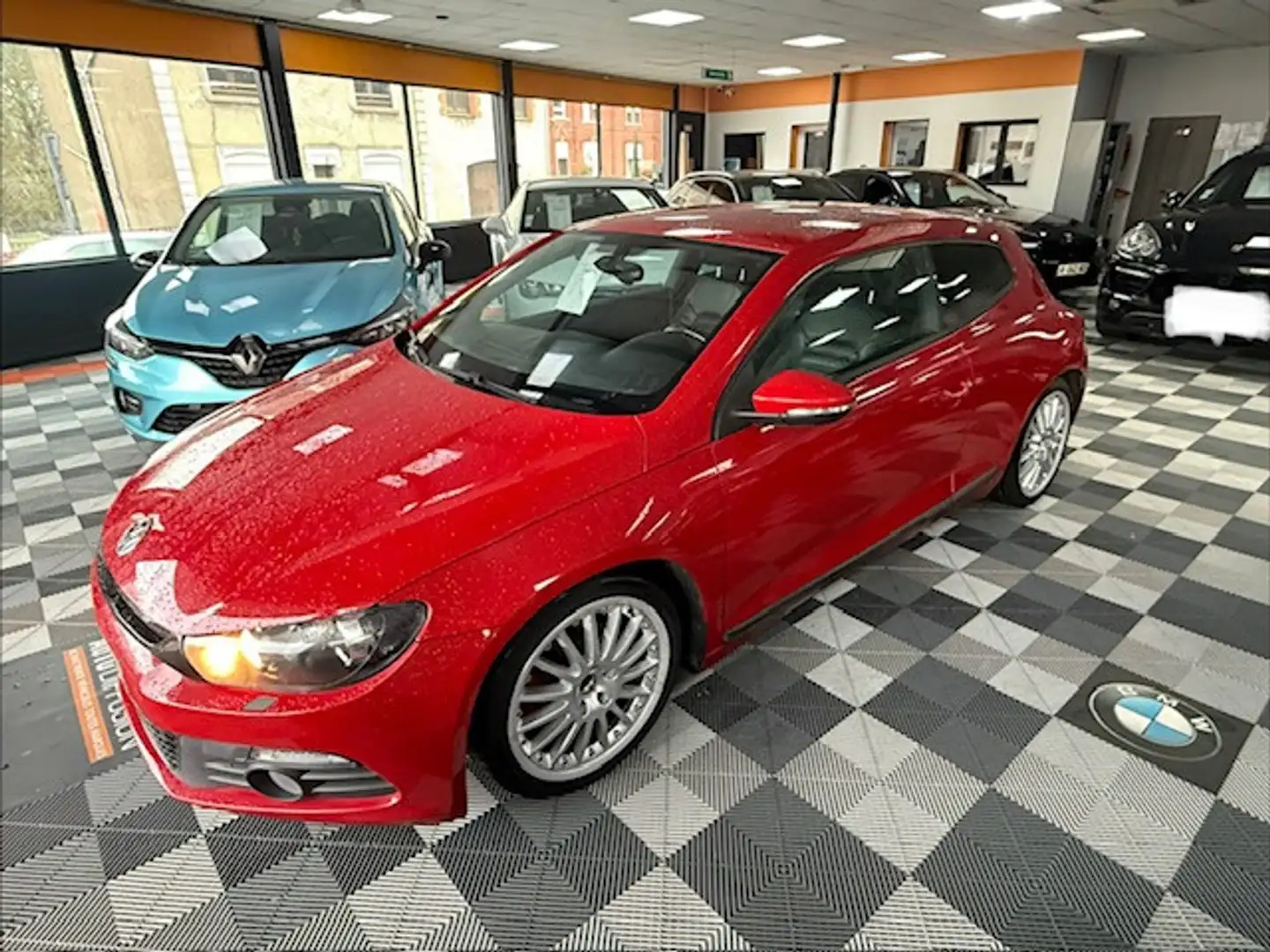 Volkswagen Scirocco 1.4 TSI (118kW) Carat Rouge - 2