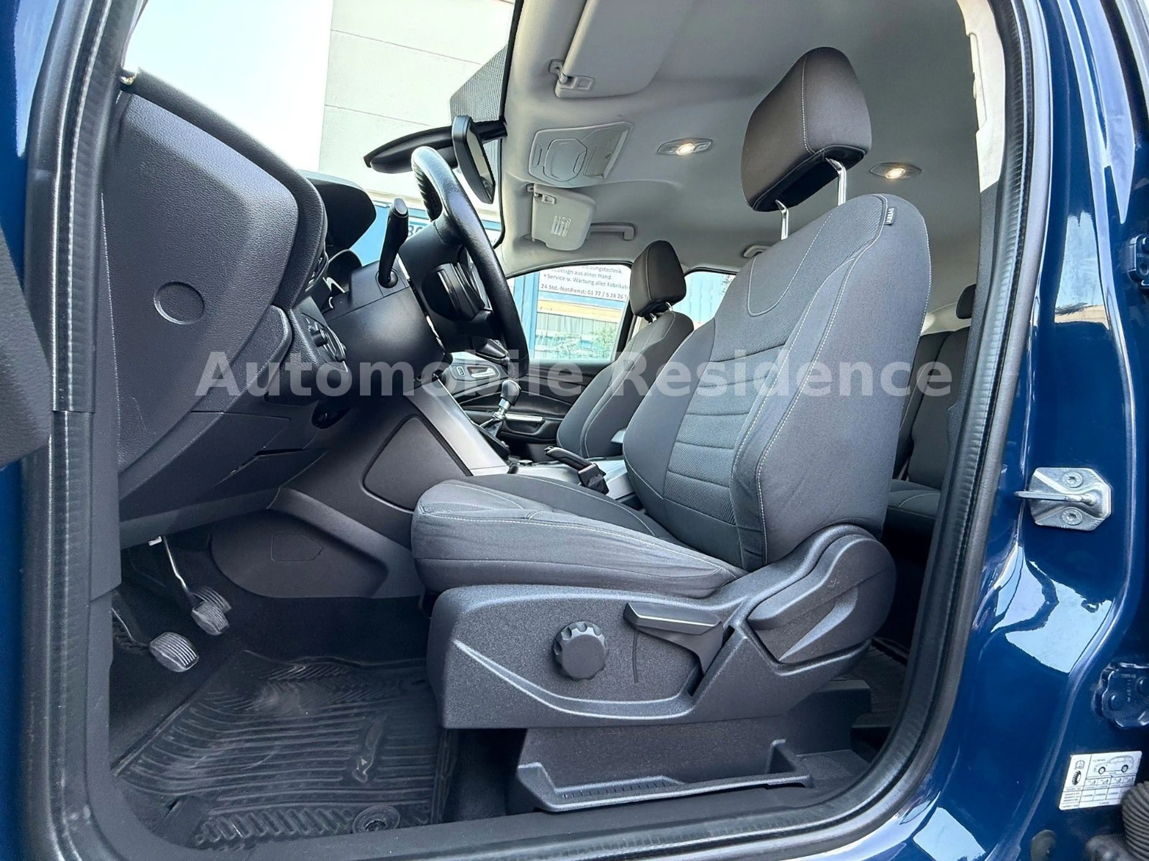 Ford Kuga 2.0TDCi 4X4*NAVI*MFL*AHK*PDC*SHZ*REGAL*TEMP — photo 6
