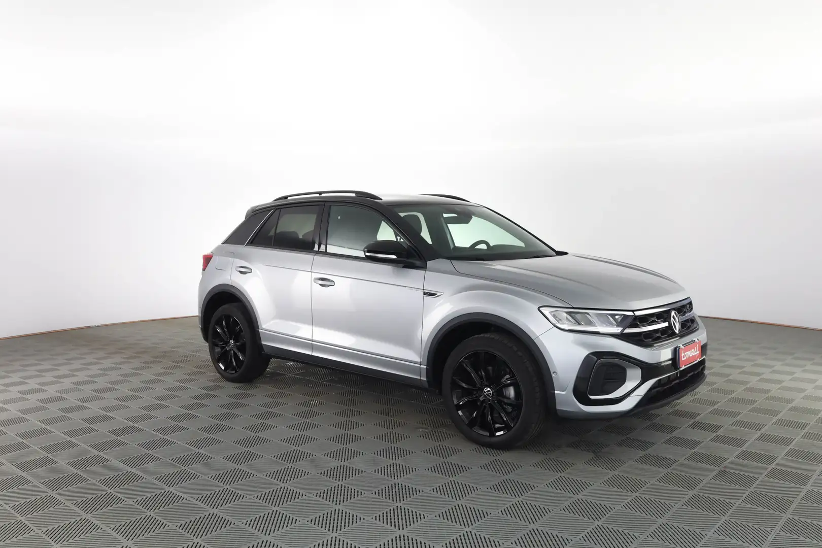 Volkswagen T-Roc 1.5 TSI ACT DSG R-Line TECH PACK,RETROCAMERA Zilver - 2
