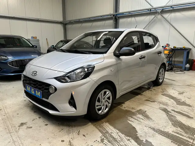 Hyundai i10 i10 1.0 ** 12 m garantie **