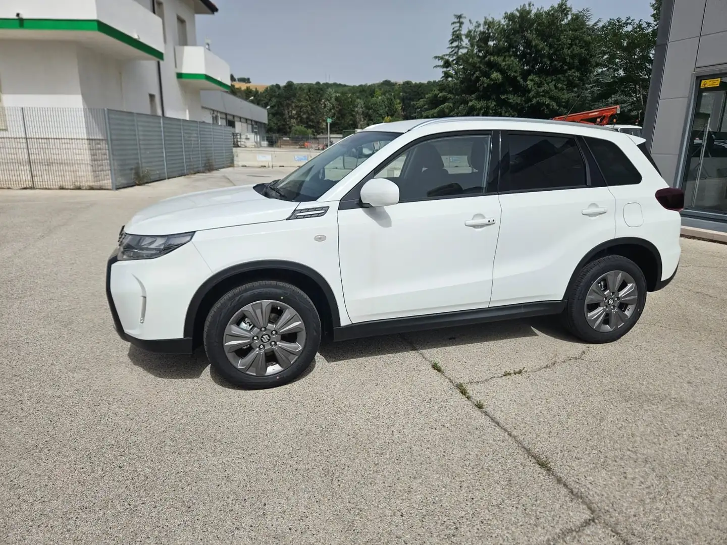 Suzuki Vitara 1.4 HYBRD Cool + 2025 Bianco - 2