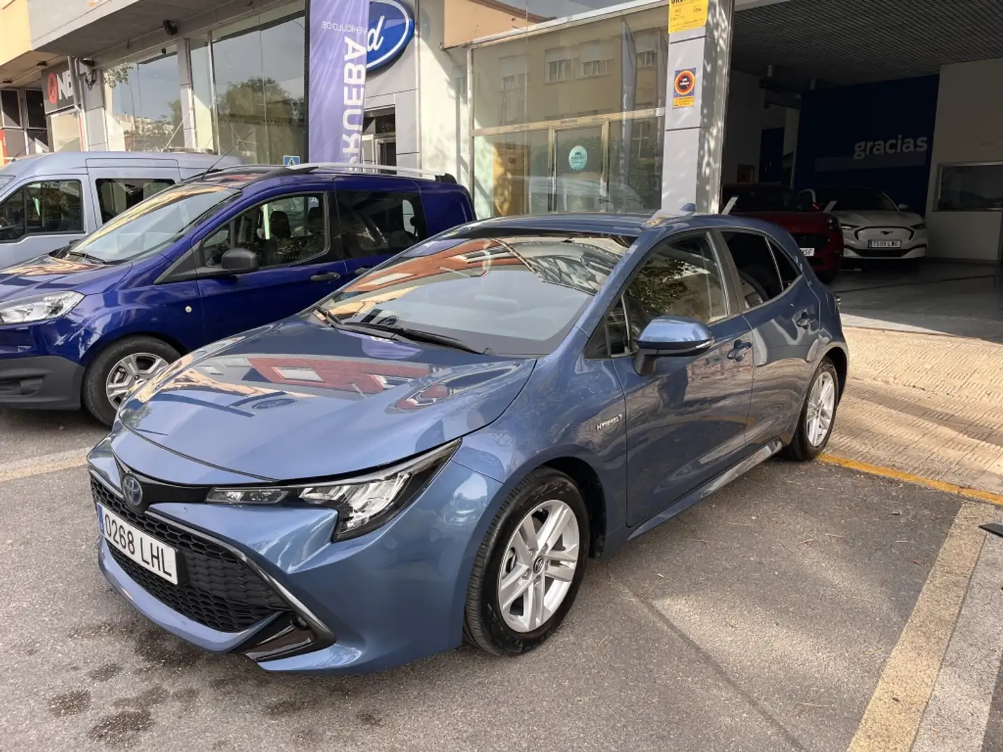 Toyota Corolla 125H Business - 1