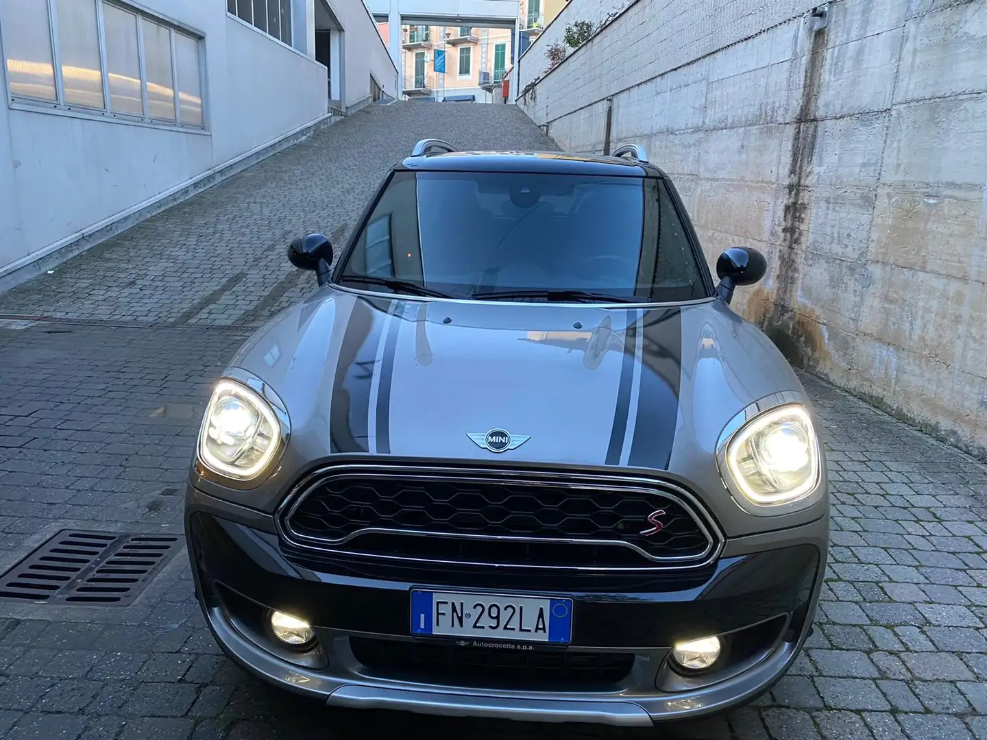 MINI Cooper SD Countryman 2.0 Business all4 auto Argento - 2