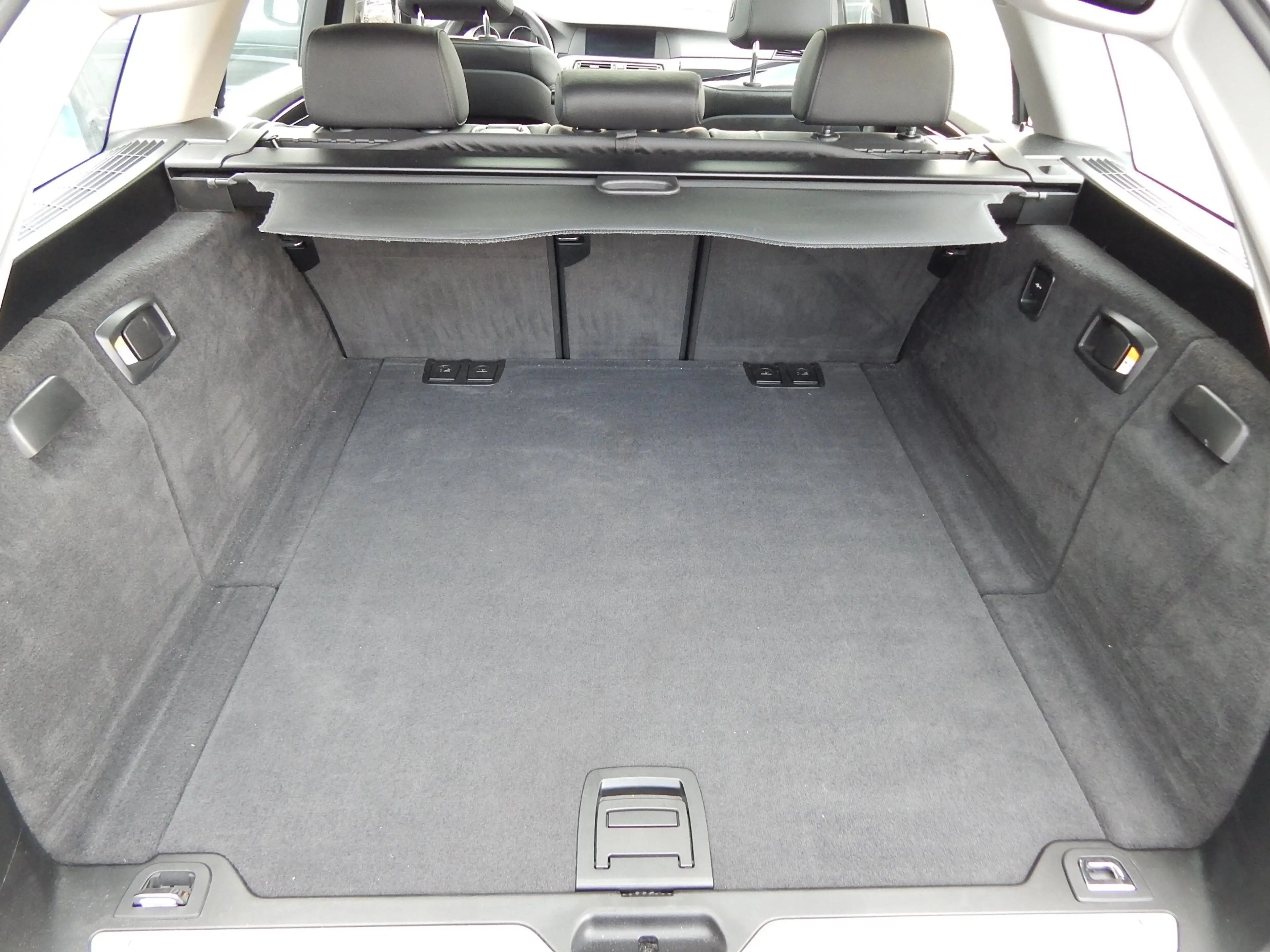 BMW 525 d Exclusive Pano Navi Prof. Klimaauto. Leder PDC — photo 14