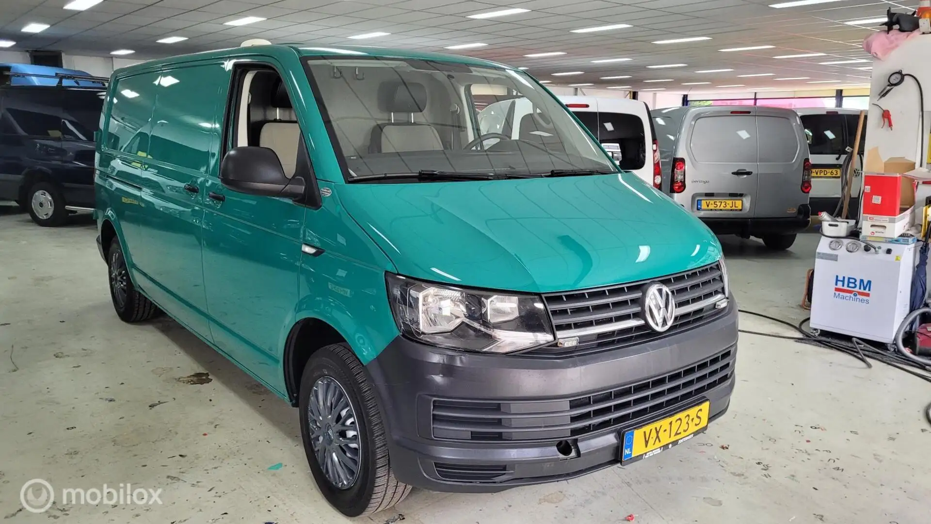 Volkswagen T6 Transporter 2.0 TDI L2H1 airco navigatie Verde - 1