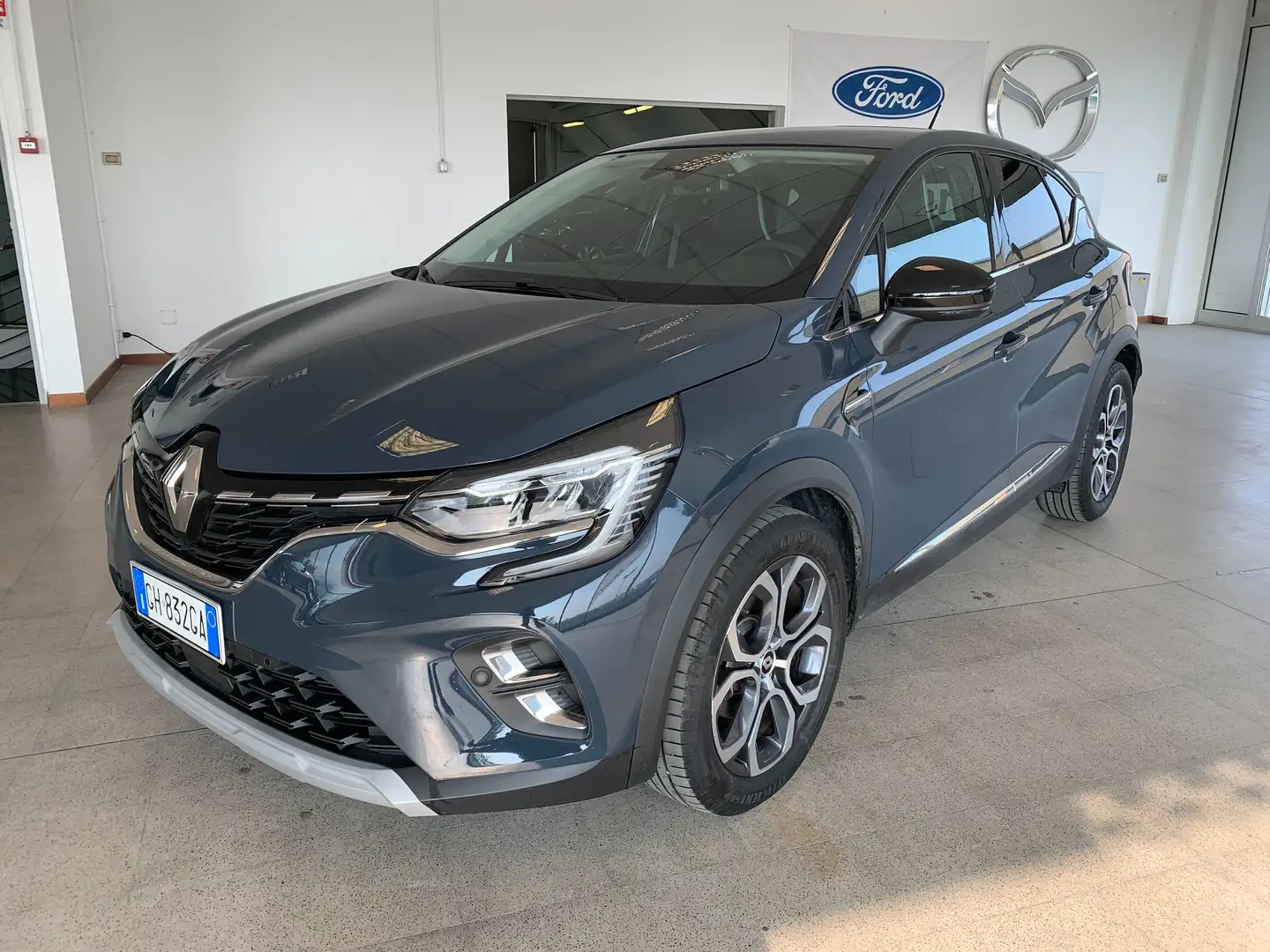 Renault Captur 1.6 BENZ./ELETTRICA 145cv auto "UNICO PROPRIETARIO Grigio - 1