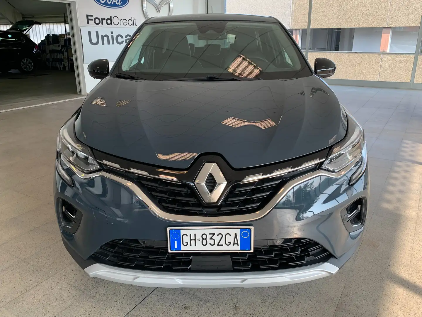 Renault Captur 1.6 BENZ./ELETTRICA 145cv auto "UNICO PROPRIETARIO Grigio - 2