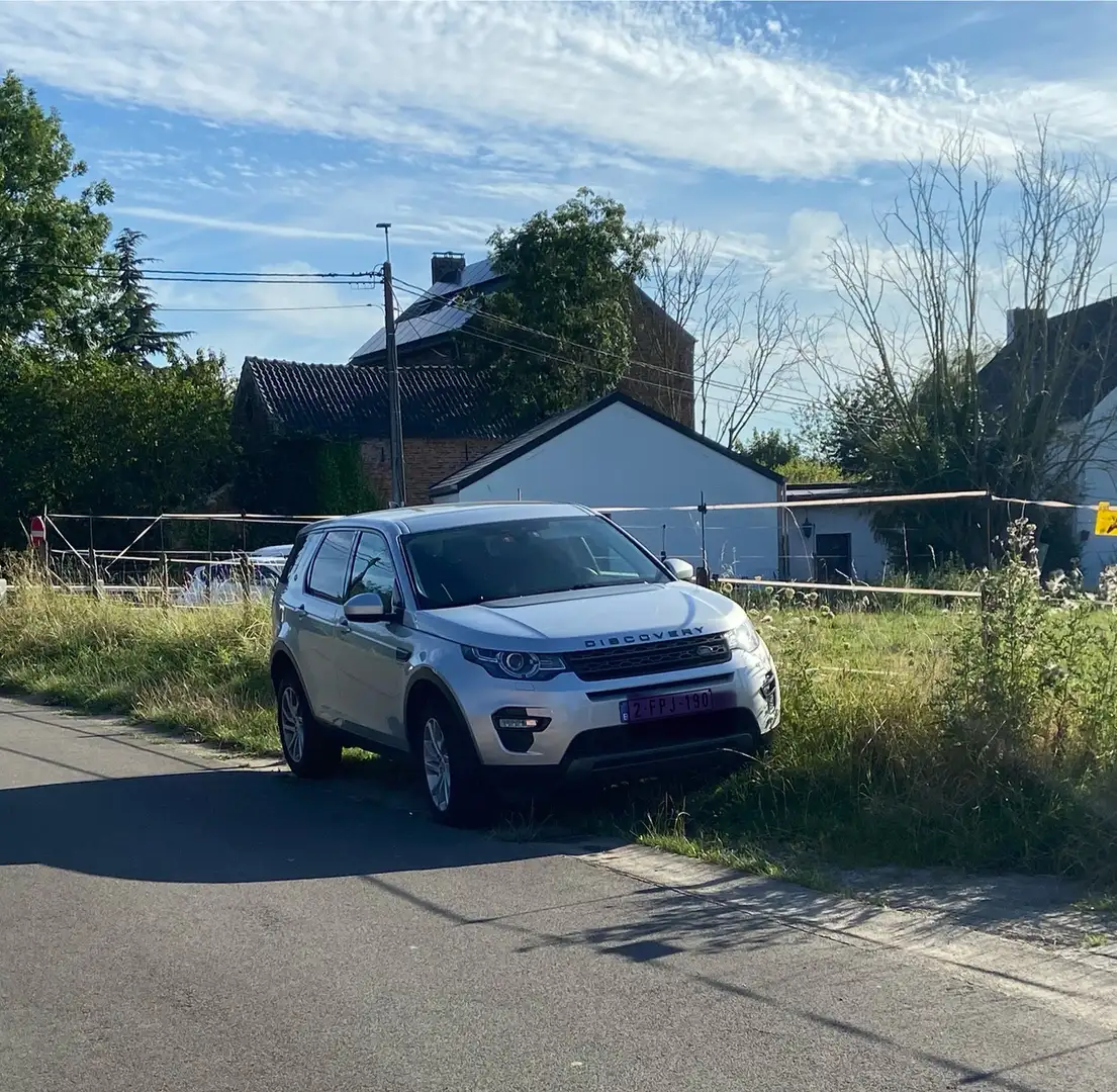 Land Rover Discovery Sport 2.0 TD4 Auto. HSE Luxury Argent - 1