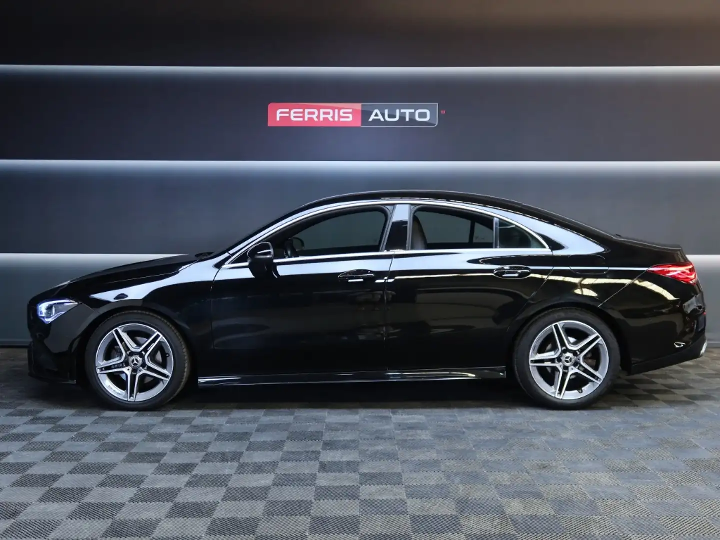 Mercedes-Benz CLA 180 7G-DCT Noir - 2