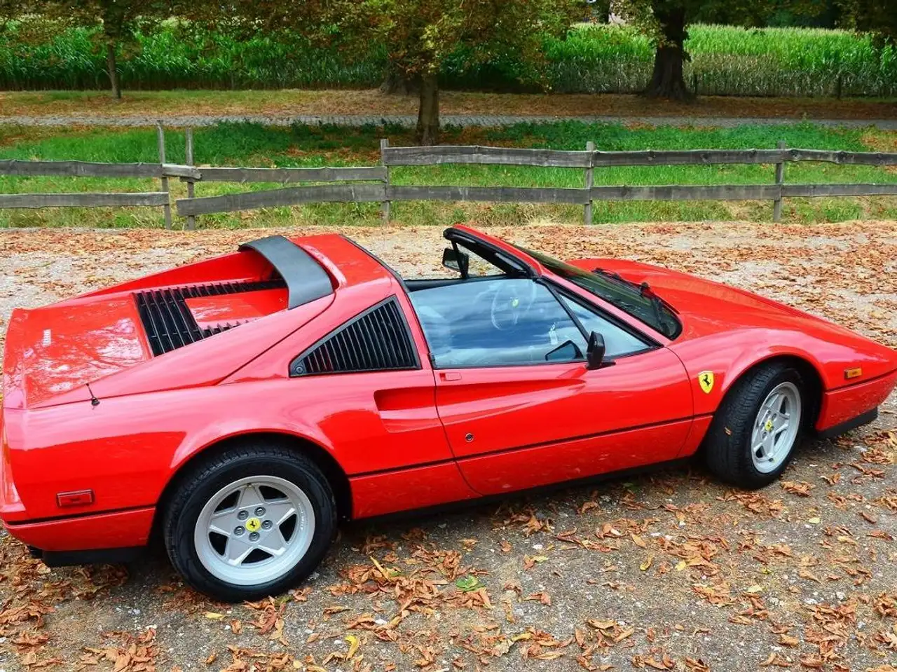 Ferrari 328 GTS - Matching numbers - In perfekte staat, foto 3