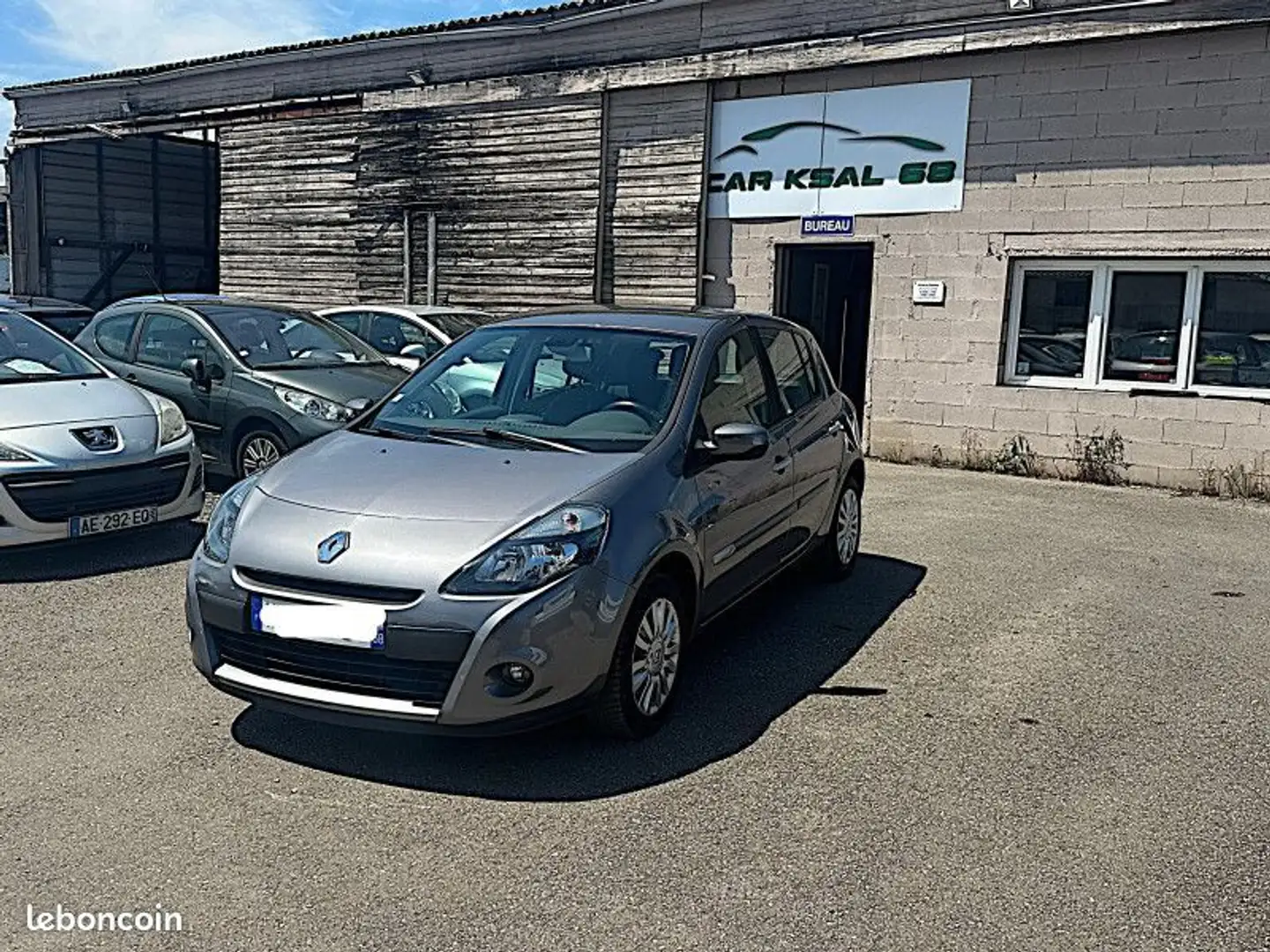 Renault Clio III 1.2 TCE 100CH DYNAMIQUE 5P Bleu - 1