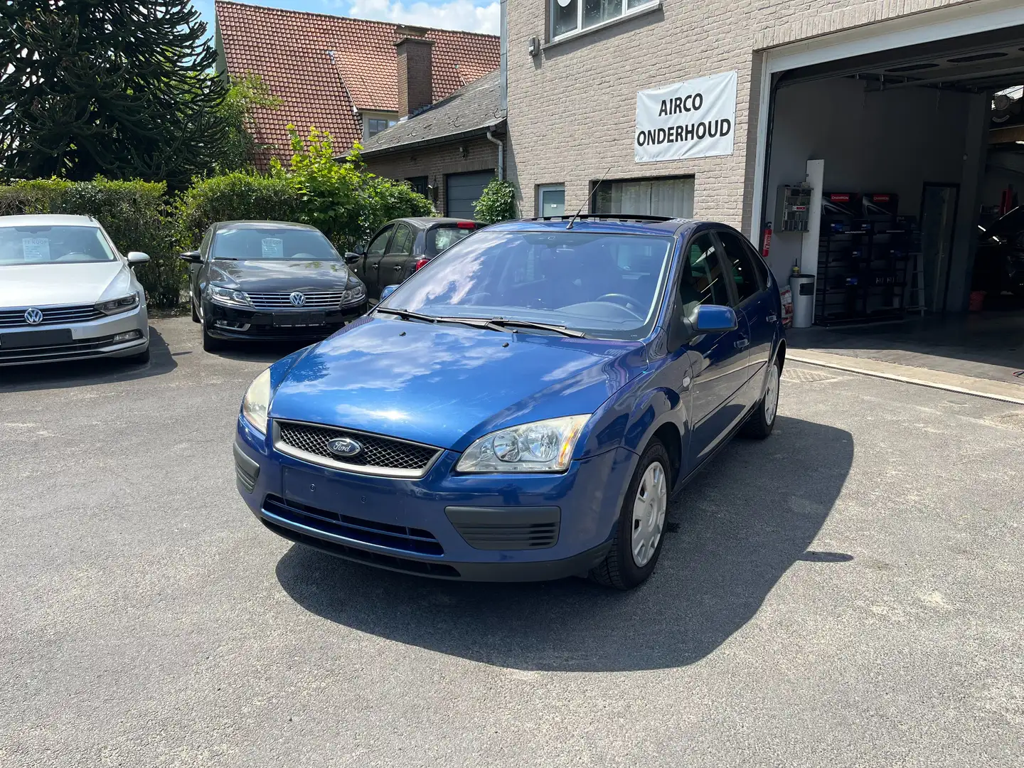Ford Focus Focus 1.6 16V Style Blauw - 1