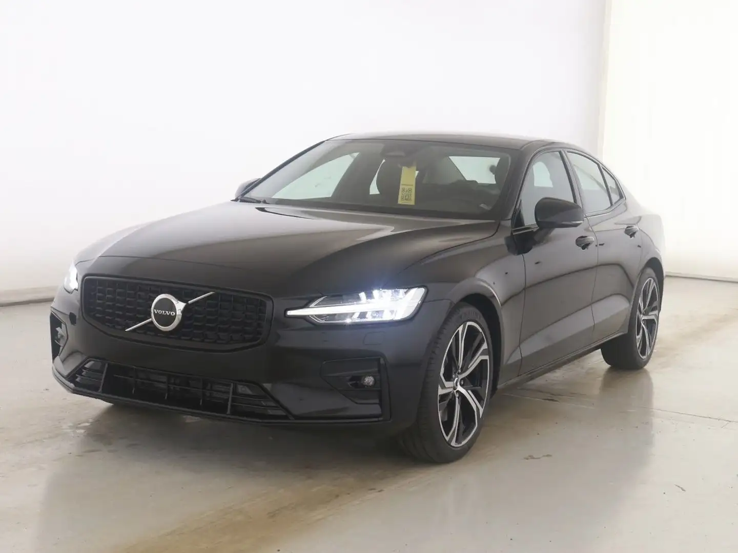 Volvo S60 B4 Plus Dark Schwarz - 1