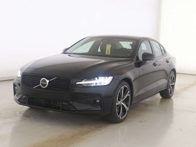 Imagine Volvo S60 B4 Plus Dark