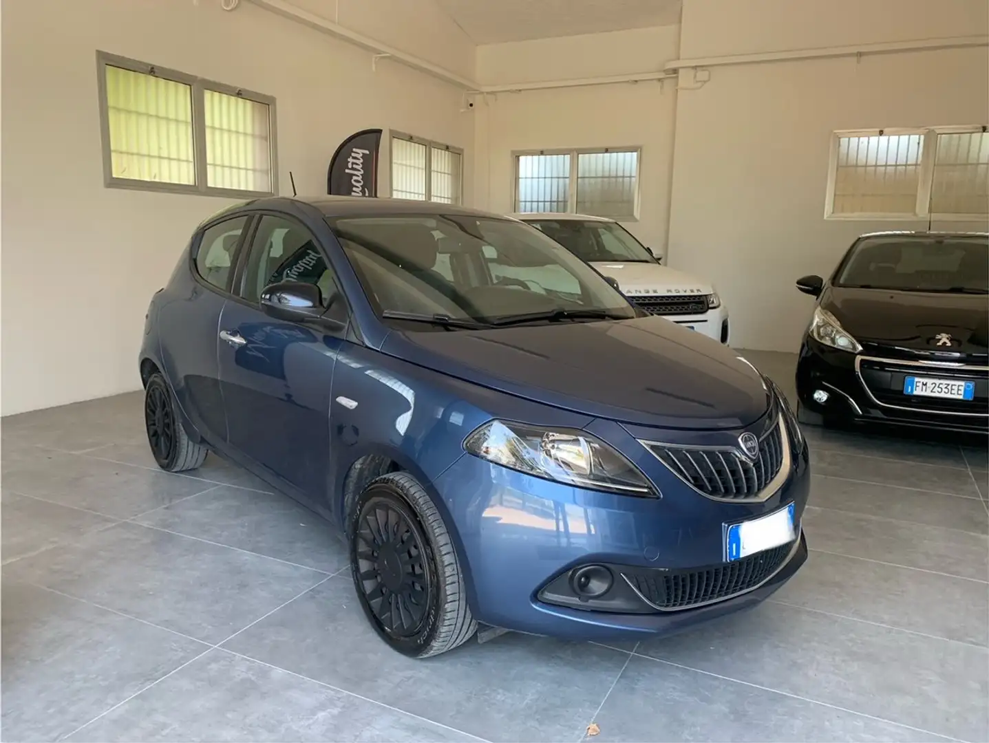 Lancia Ypsilon Ypsilon III 2021 1.0 firefly hybrid Silver s Bleu - 1