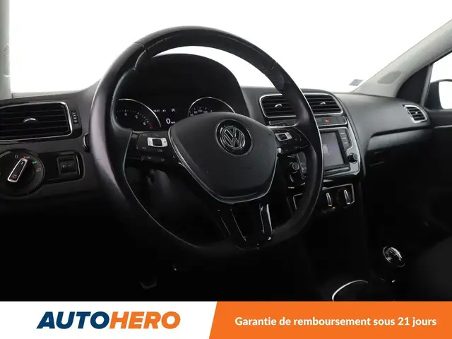 Volkswagen Polo view 11