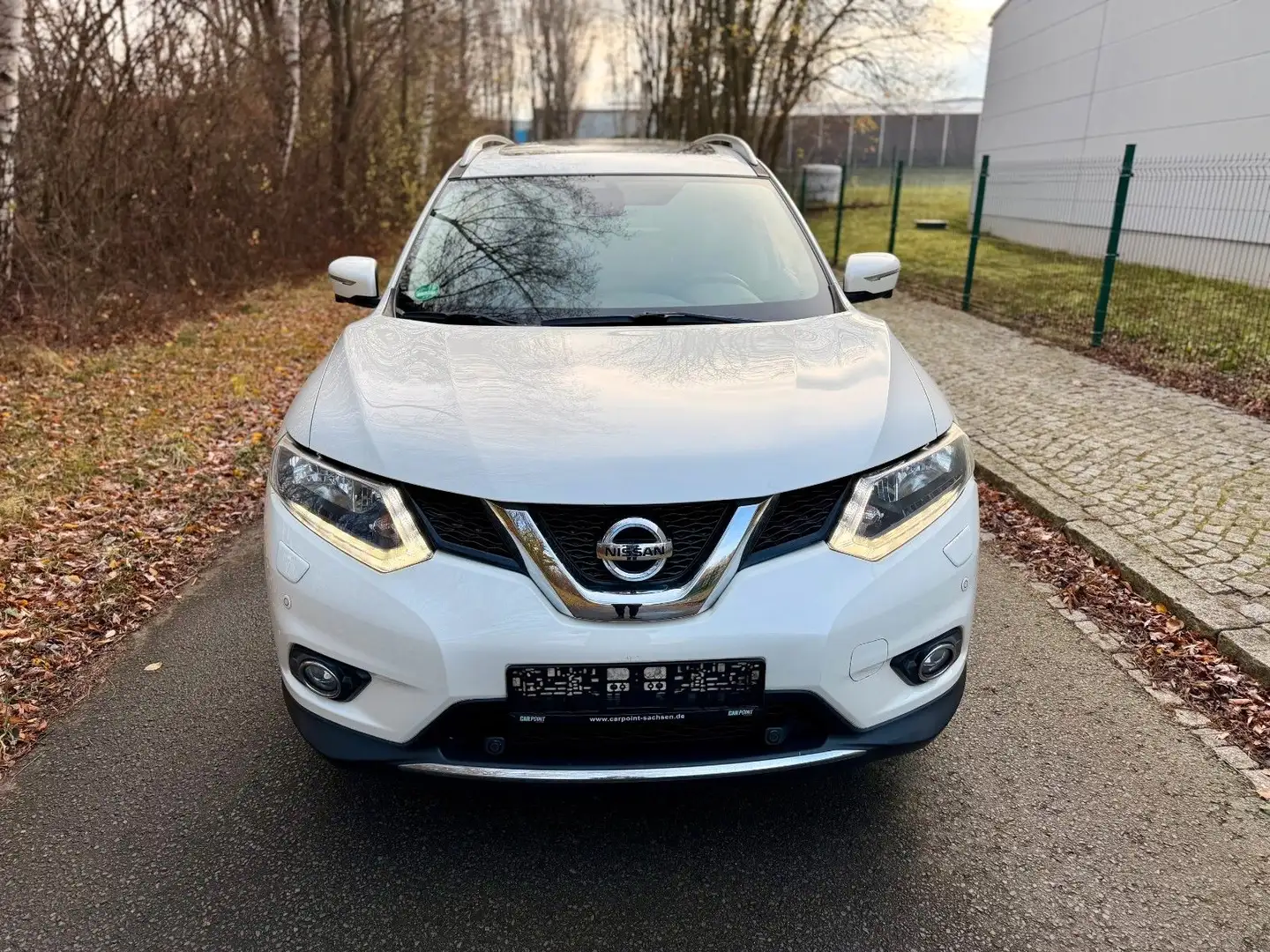 Nissan X-Trail N-Connecta 1.6 Automatik 4X2 Weiß - 2