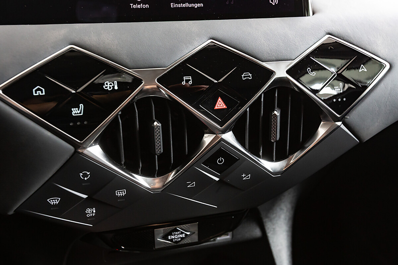 DS Automobiles DS 3 DS3 E-Tense 50,8kWh Opera — photo 9