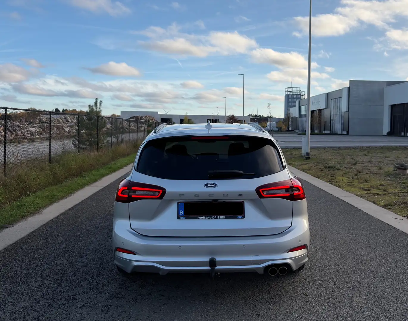 Ford Focus ST-Line X Garantie-DriveAssist-Winter-Trekhaak Argent - 2
