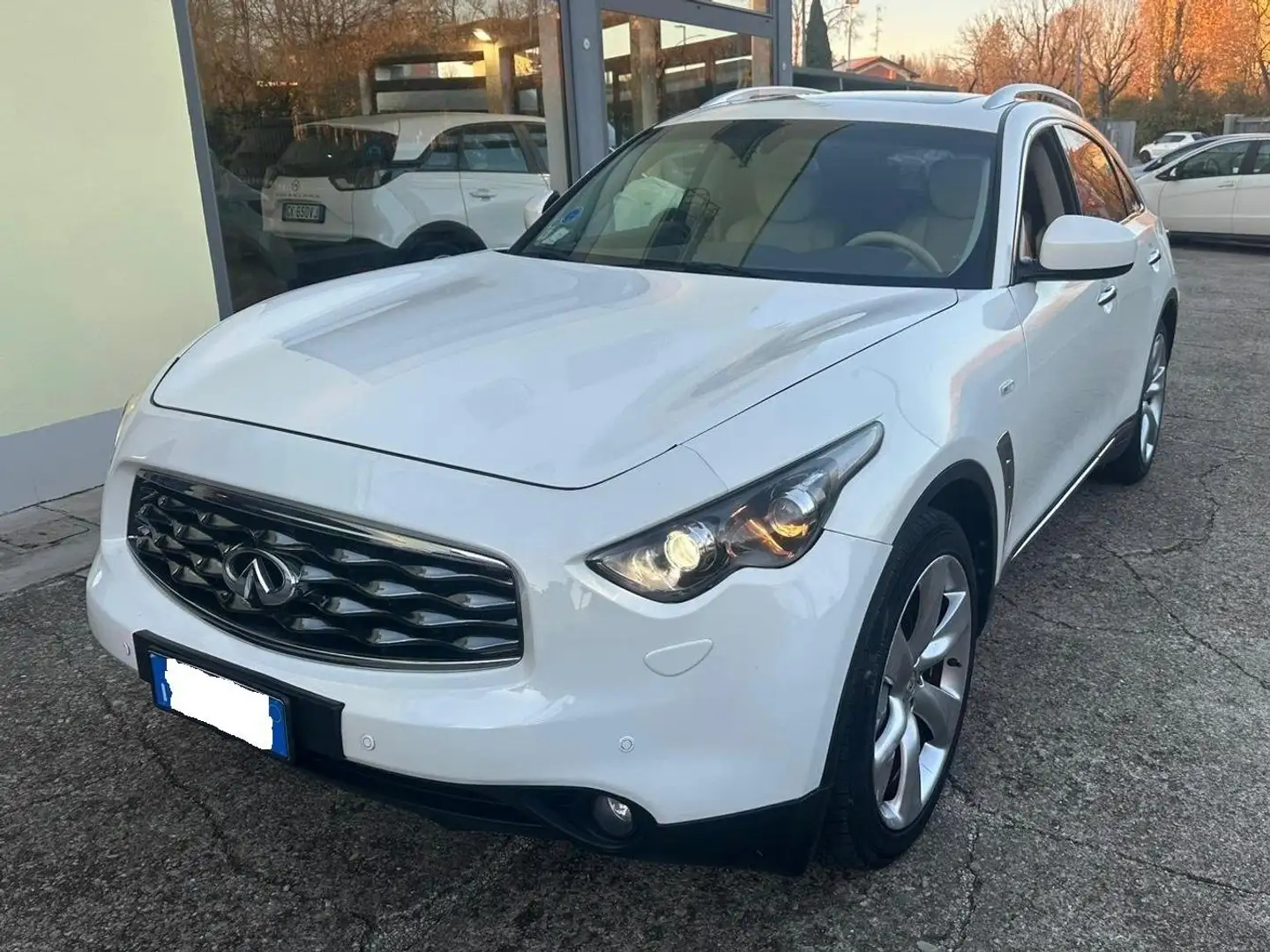 Infiniti FX QX70 (FX) 3.0d V6 S Premium awd auto Blanc - 2