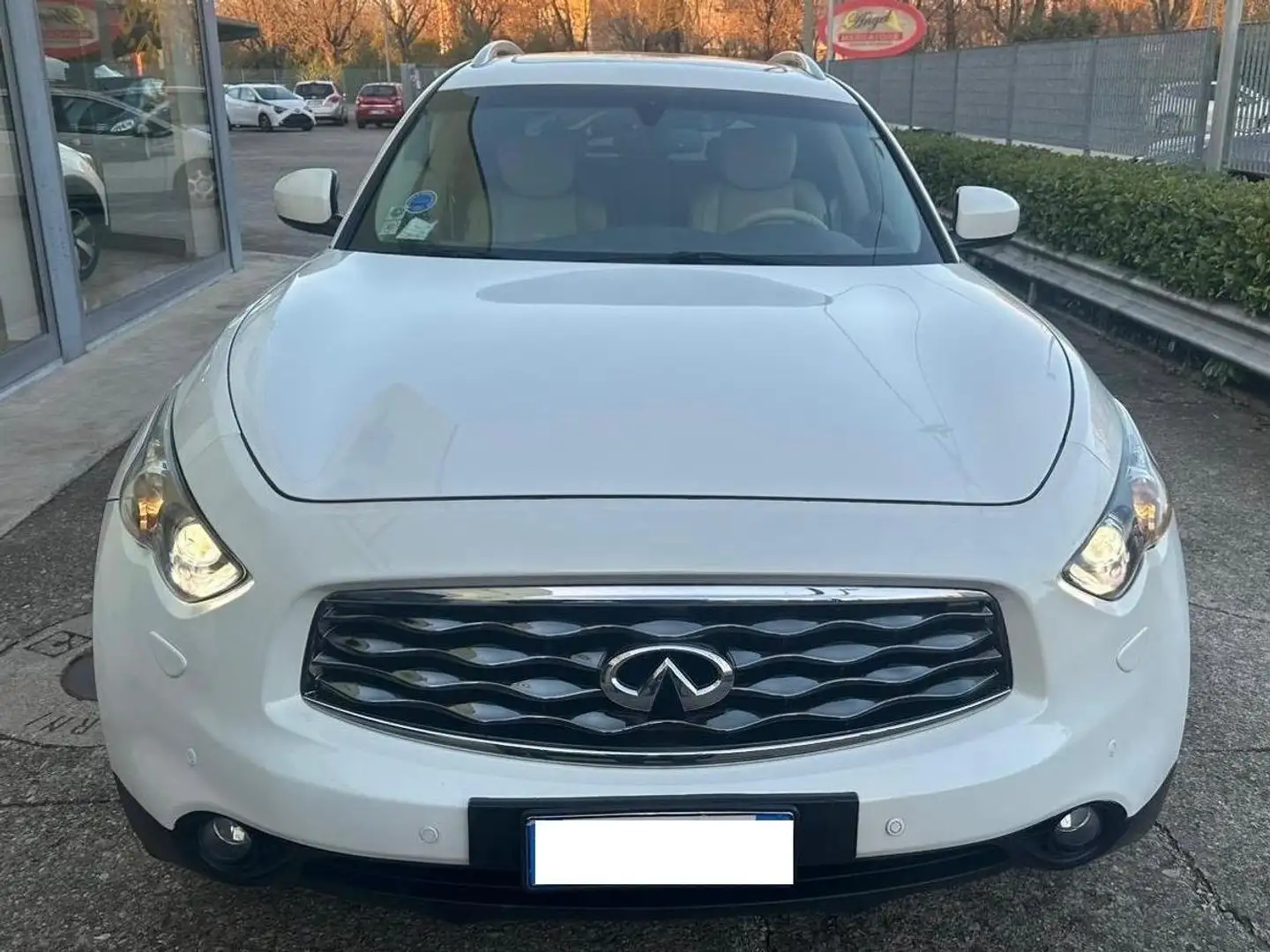 Infiniti FX QX70 (FX) 3.0d V6 S Premium awd auto Blanc - 1