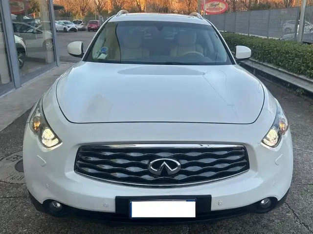 Infiniti FX QX70 (FX) 3.0d V6 S Premium awd auto