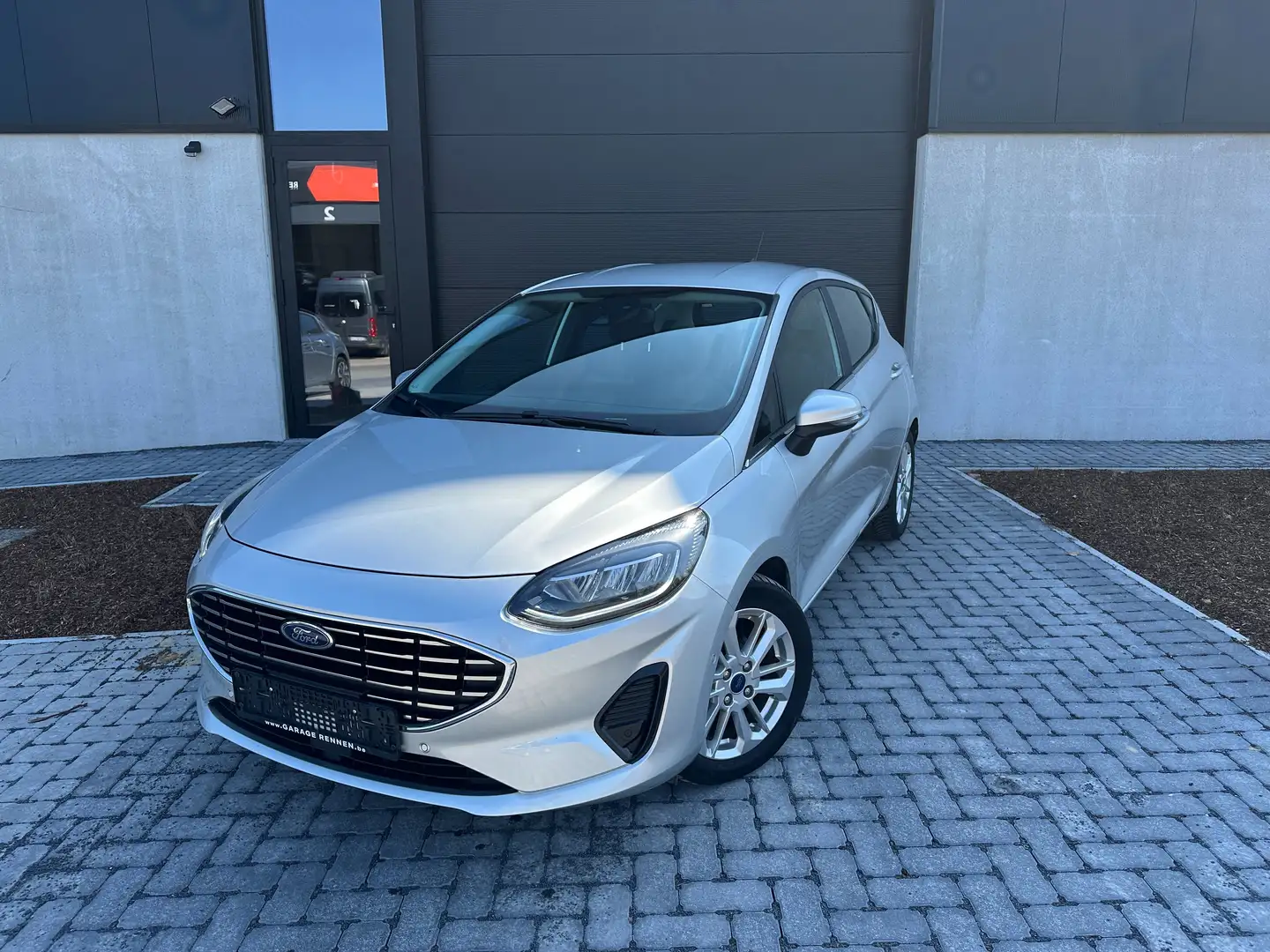 Ford Fiesta 1.0 EcoBoost MHEV Titanium - CarPlay Camera ACC Argent - 1