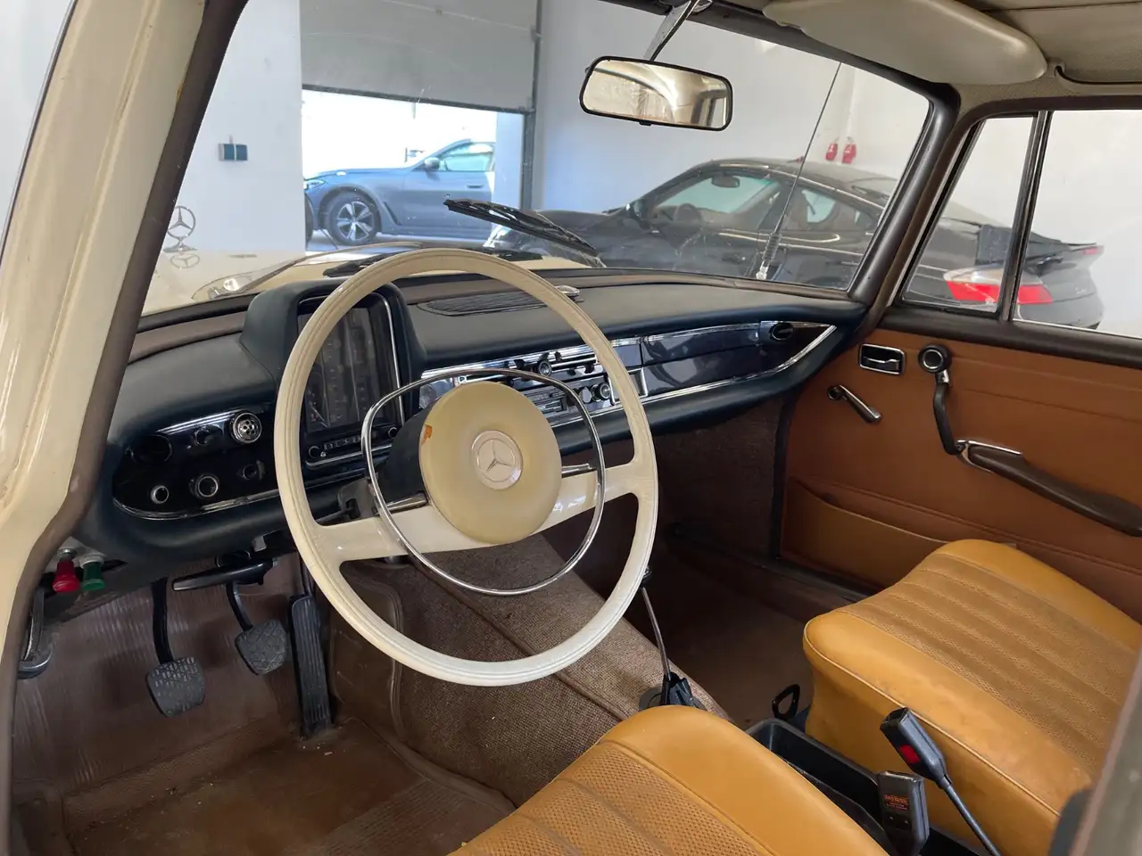 Mercedes-Benz 200 D Heckflosse W110*HU-10.2027*AHK*1-HAND*Schiebedac, foto 8