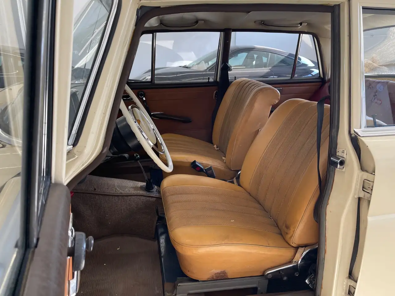 Mercedes-Benz 200 D Heckflosse W110*HU-10.2027*AHK*1-HAND*Schiebedac, foto 7