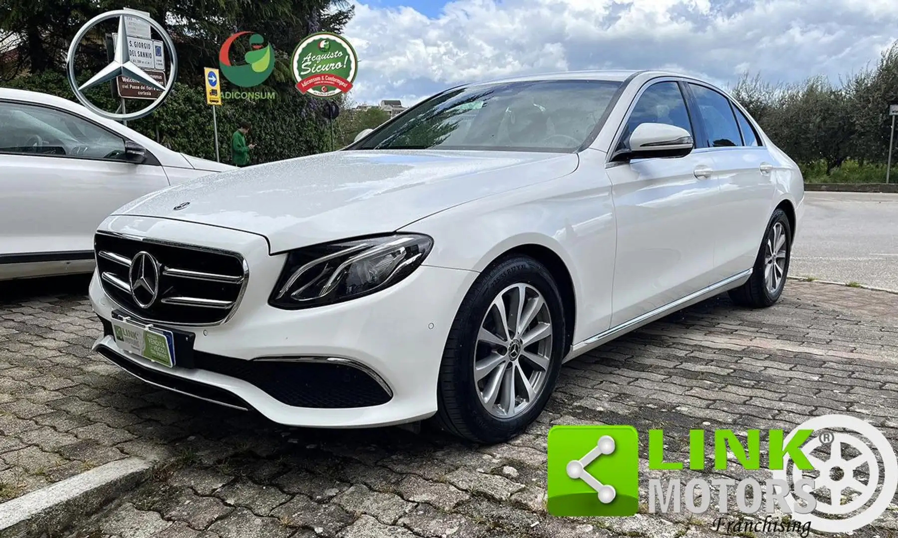 Mercedes-Benz E 200 d Auto Premium Plus Blanc - 1