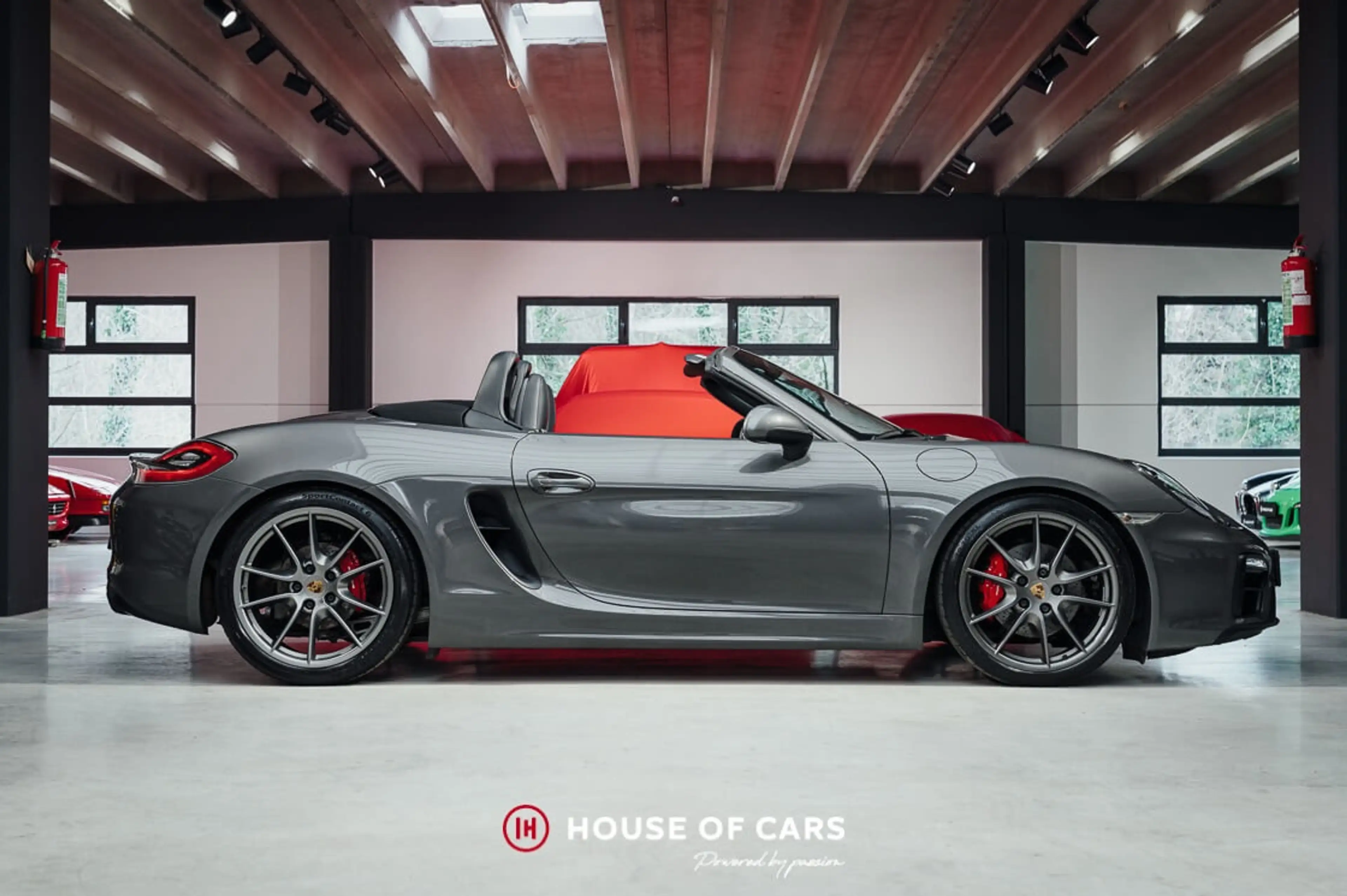 Porsche Boxster 981 GTS MANUAL - FULL PORSCHE HISTORY — photo 5