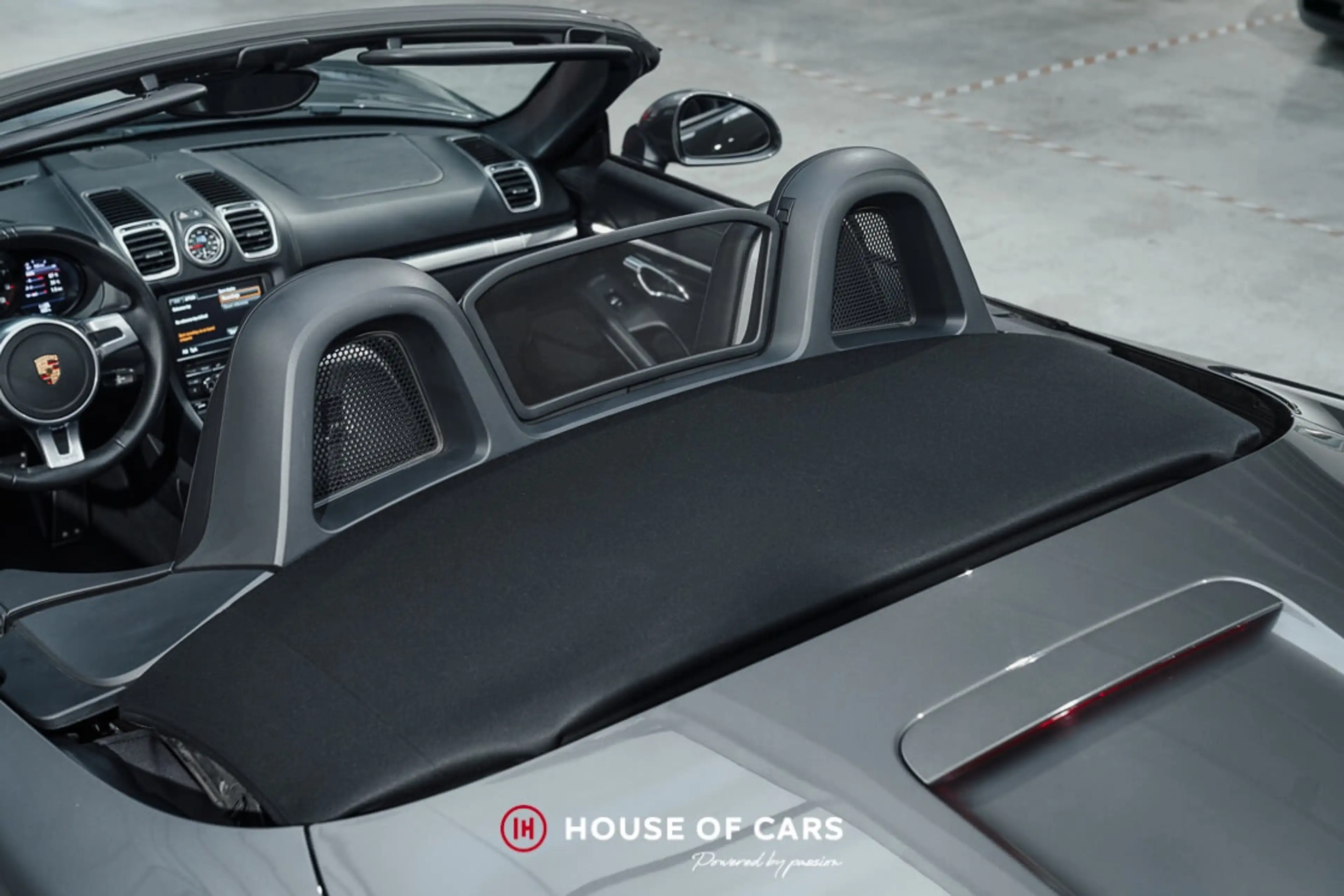 Porsche Boxster 981 GTS MANUAL - FULL PORSCHE HISTORY — photo 15