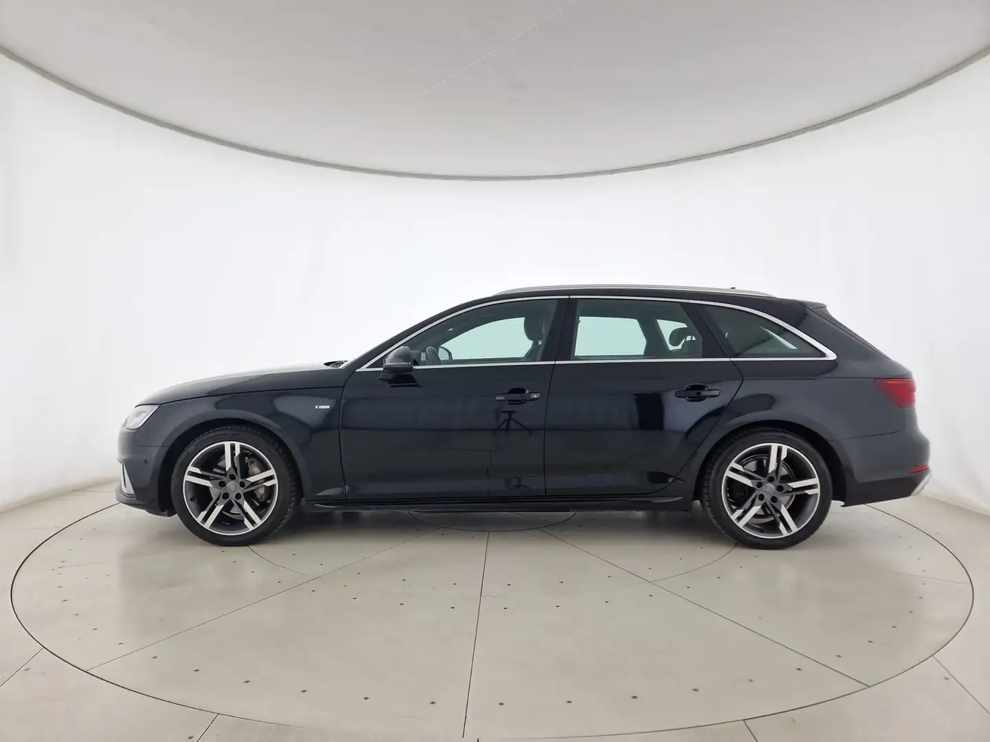Audi A4 avant 40 2.0 tdi edition quattro 190cv s-tronic Black - 2