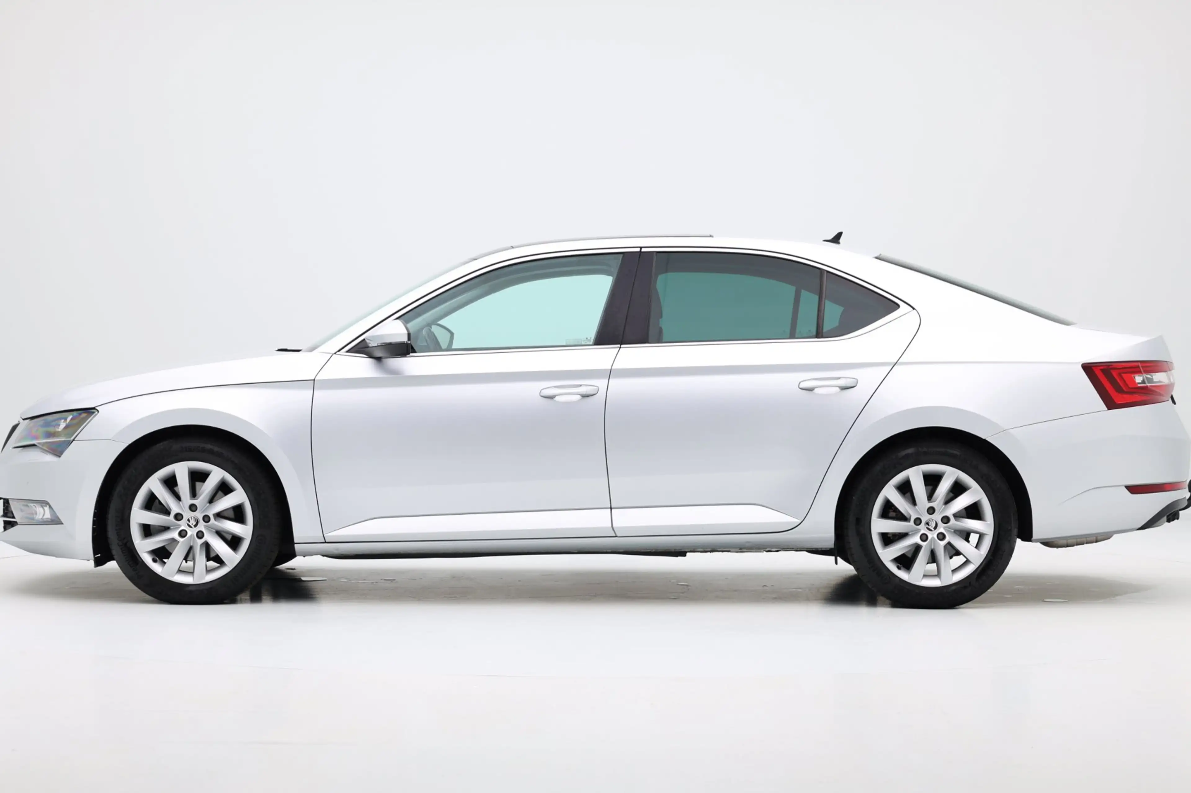Skoda Superb 1.4 TSI ACT Ambition Business Navi|1e Eig!|Pano|Ad — photo 34