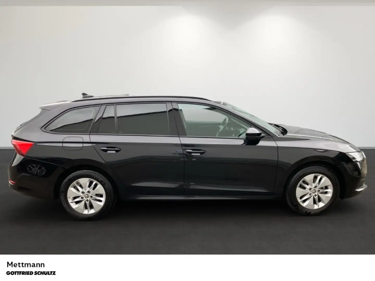 Skoda Octavia Com. 1.0 TSI Active LED SMART LINK AHK Schwarz - 2