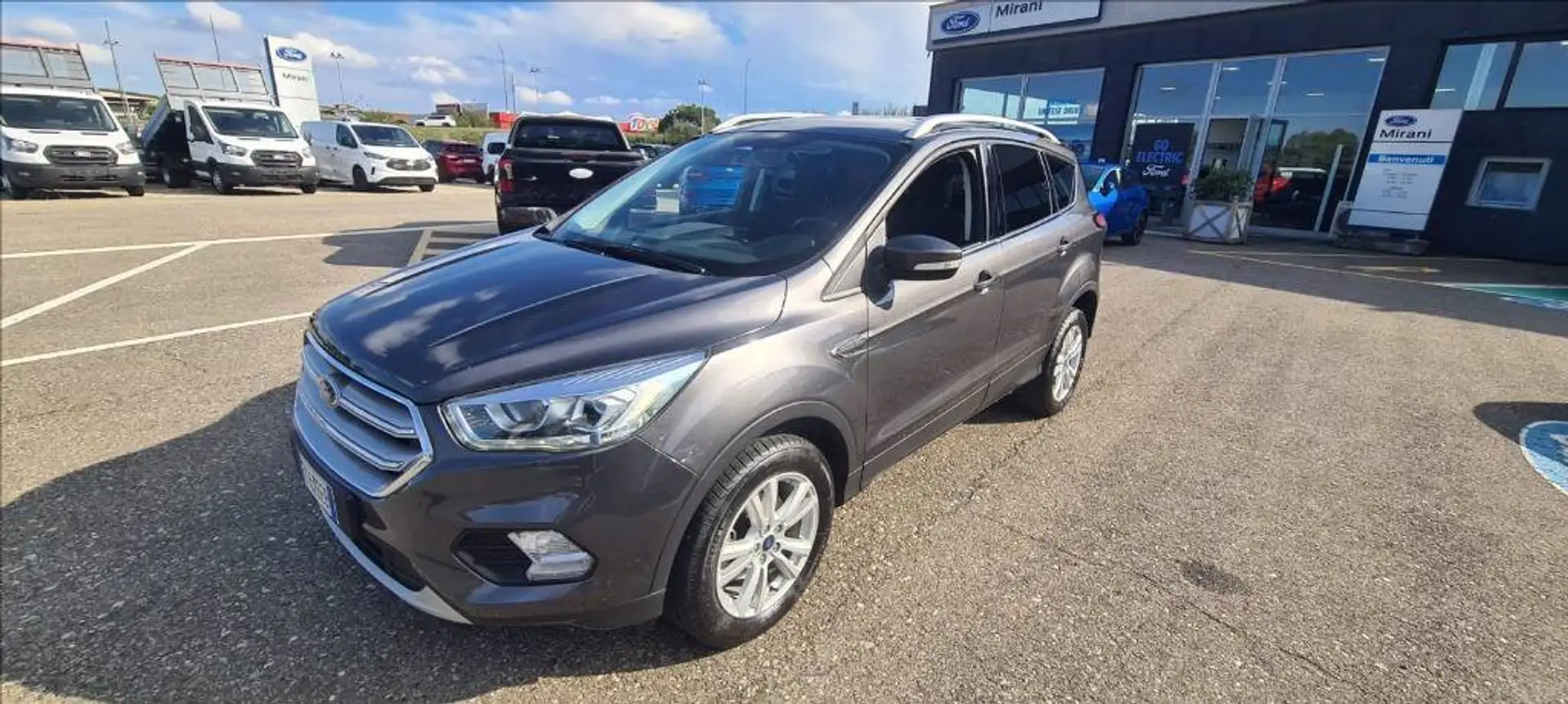 Ford Kuga 1.5 tdci Business s&s 2wd 120cv my19.25 Grigio - 2
