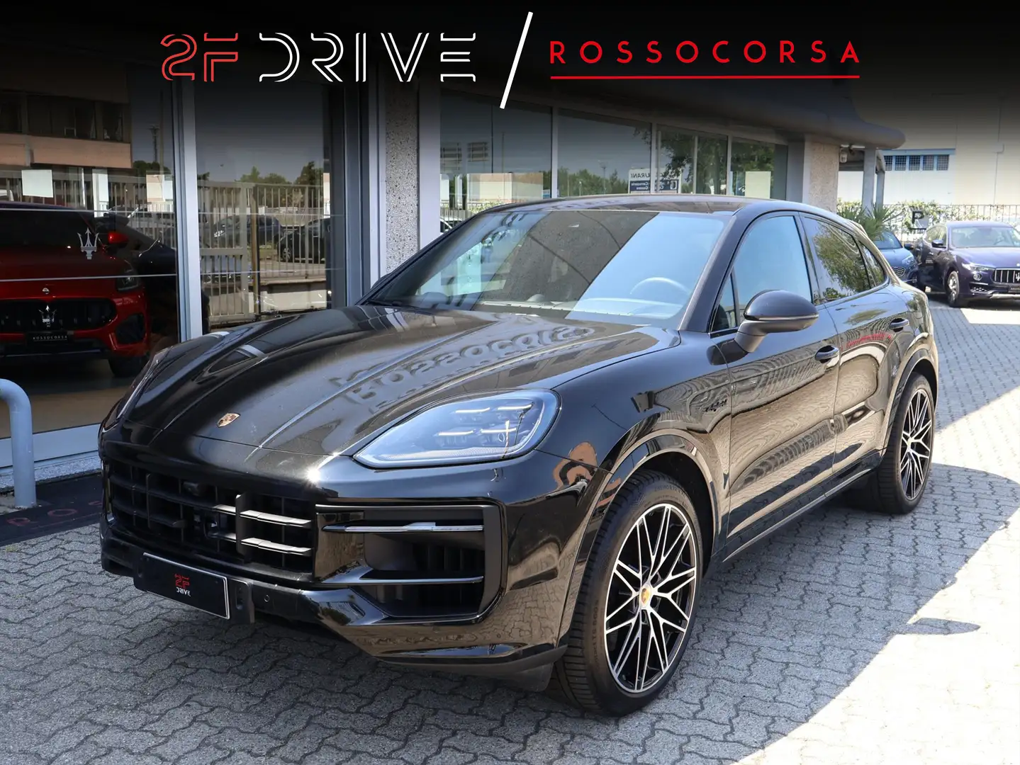 Porsche Cayenne 3.0 V6 E-Hybrid Coupé Schwarz - 1