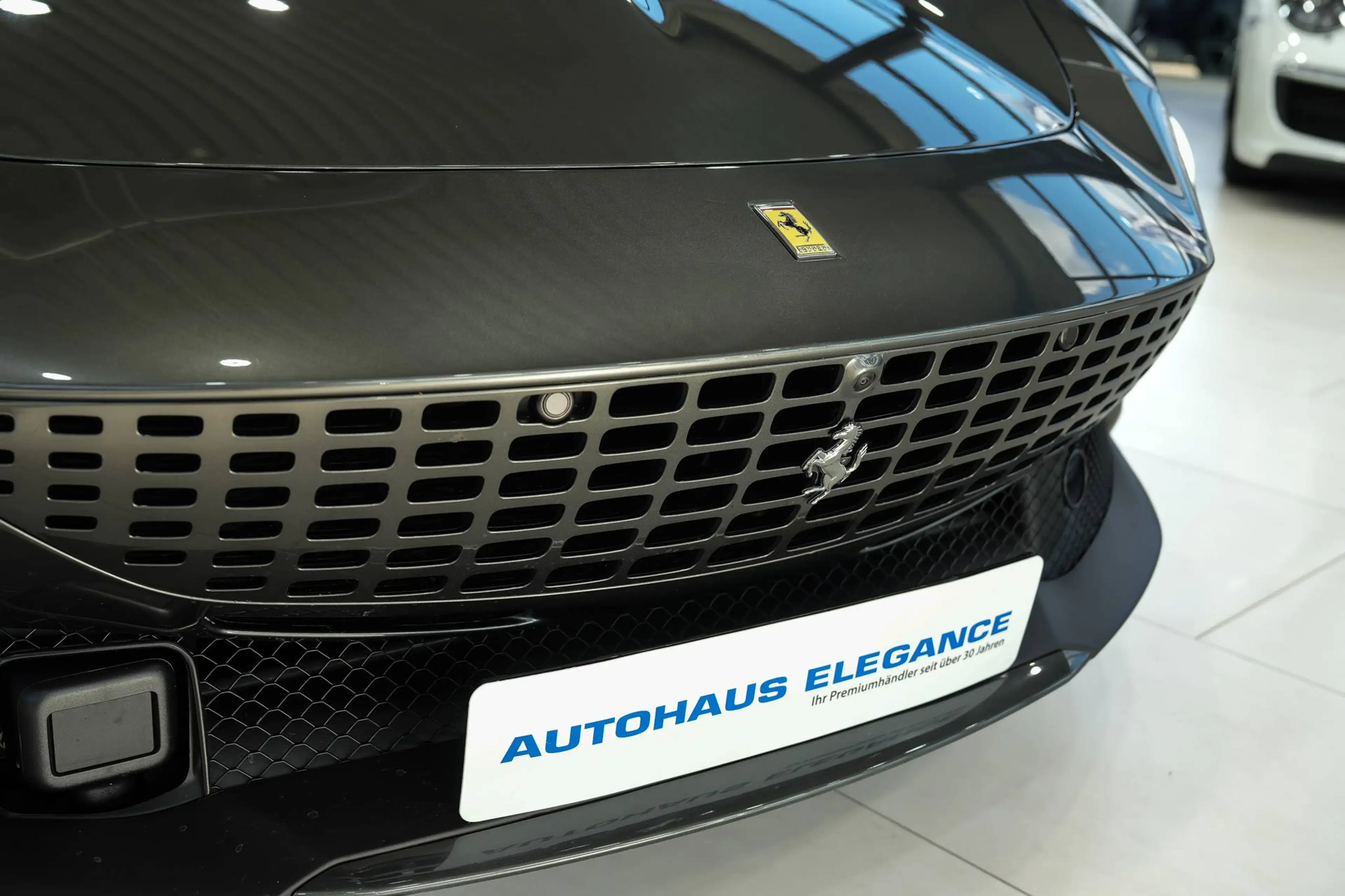 Ferrari Roma Spider*1.HAND*CARBON-LED*SONDERAUSSTATTUNG — photo 15