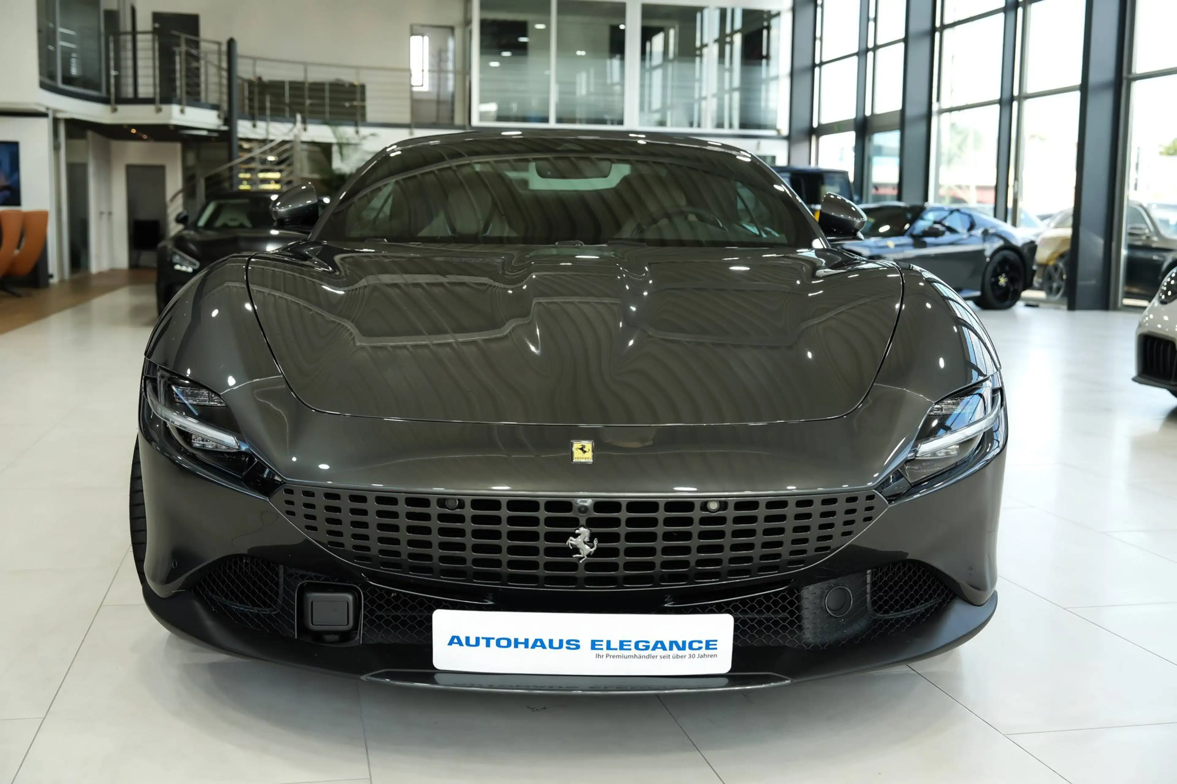 Ferrari Roma Spider*1.HAND*CARBON-LED*SONDERAUSSTATTUNG — photo 5