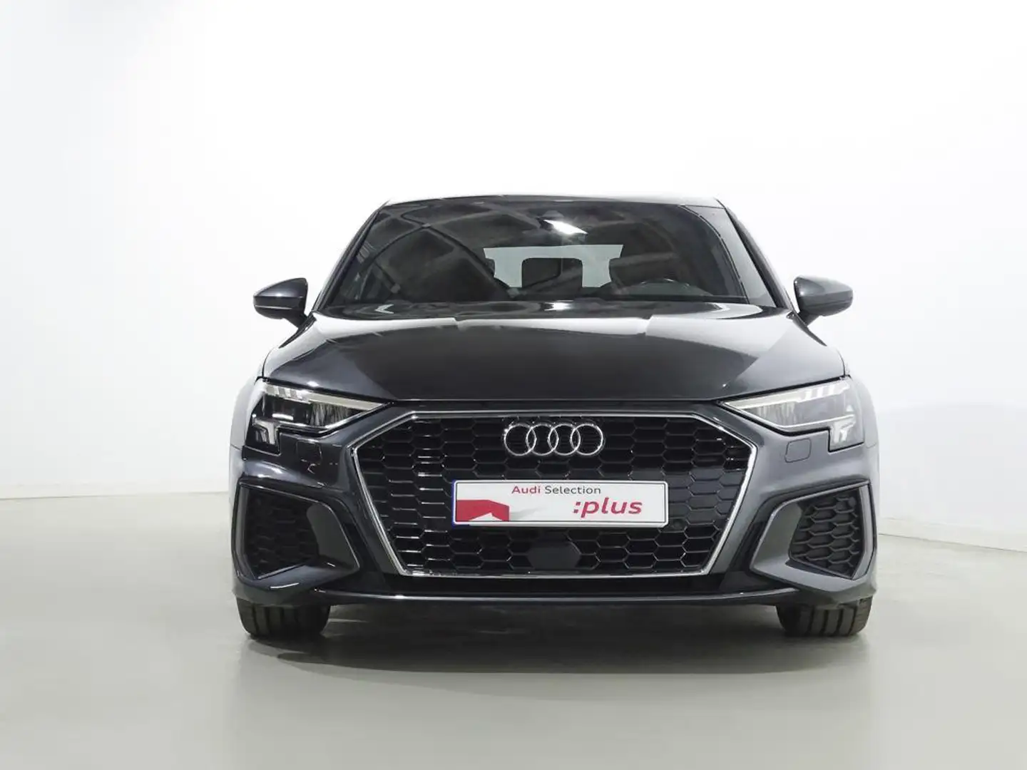 Audi A3 Sedán 35TDI S line Stronic Gris - 2