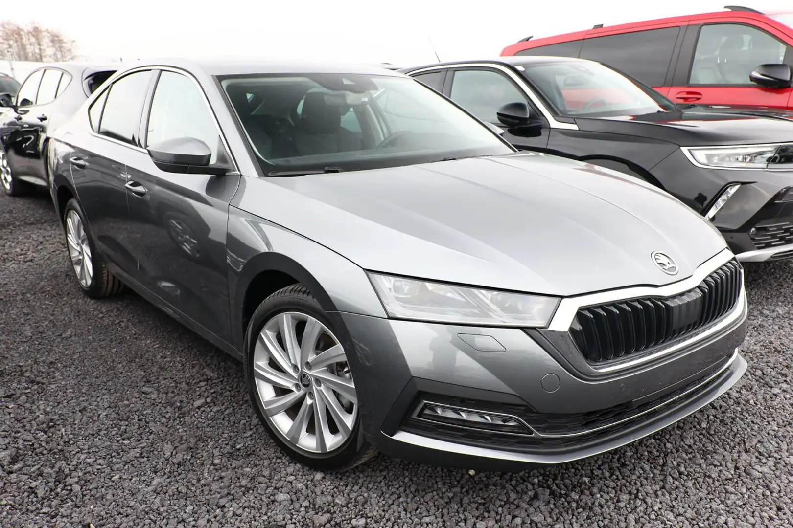 Skoda Octavia PHEV 204 DSG Matrix Nav eHk Kessy ACC 150 kW (2... Grau - 2