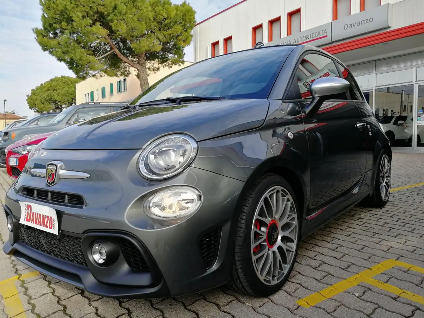 Abarth 595 1.4 Turbo T-Jet 165 CV Grijs - 2