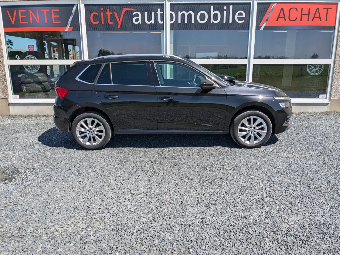 Skoda Kamiq 1.0 TSI DSG CARPLAY VIRTUAL GPS LED SIEGES CHAUFF Noir - 2